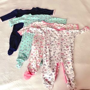 Simple Joys by Carter's Baby Girls' Cotton Footed Sleep and Play, Pack of 4.